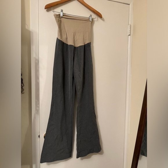 Motherhood Maternity grey flared pants size medium - Picture 2 of 8